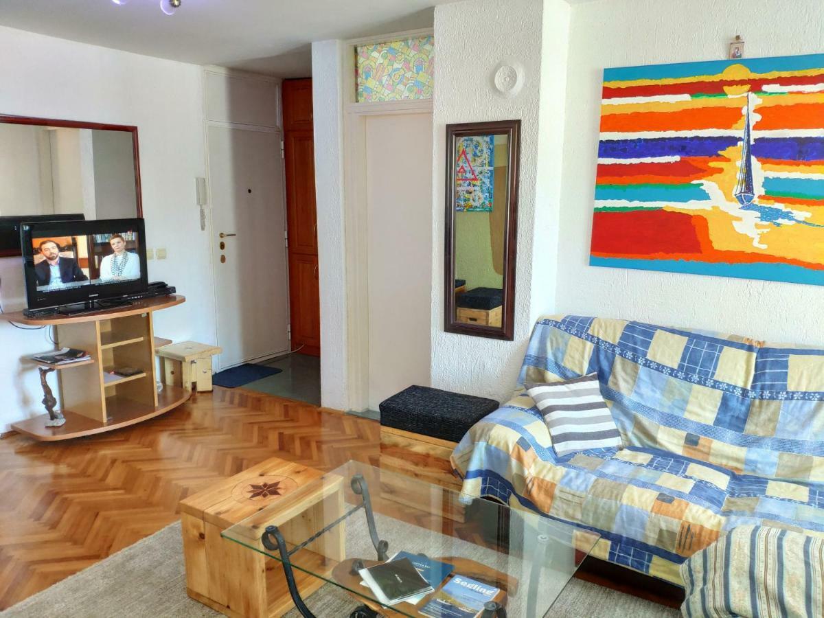 Apartman La Siesta Bar Exterior foto